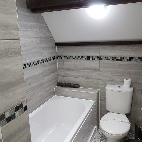 Glebe Family Suite Bathroom 2
